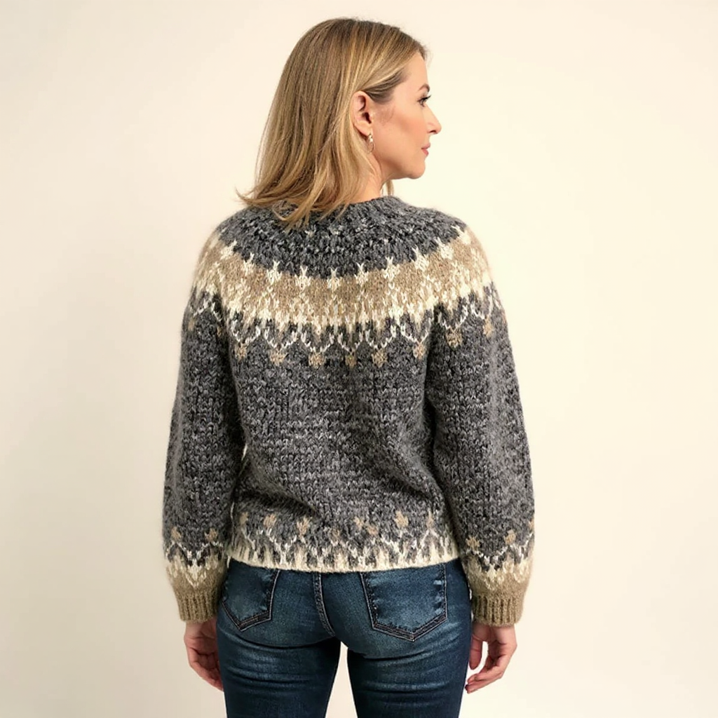 Donna | Tidlös stickad tröja i isländsk stil